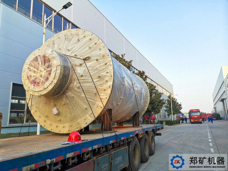 新疆某國(guó)際物流公司?2.4x4.75m球磨機(jī)項(xiàng)目